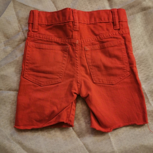 Baby Gap jean shorts - Picture 2 of 6